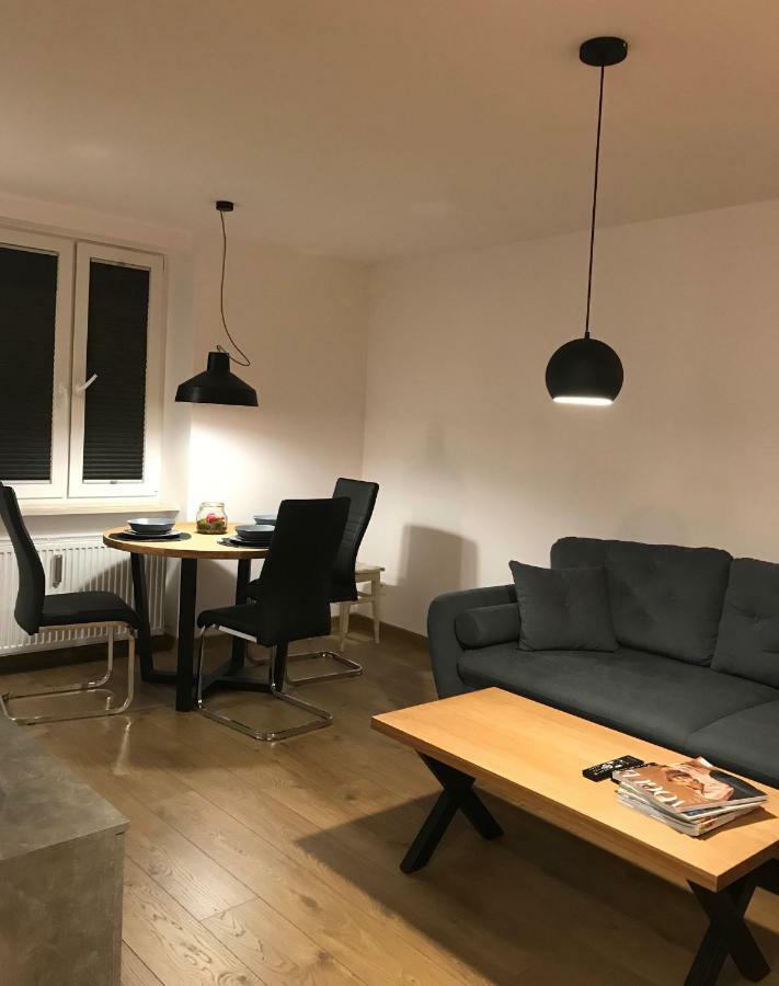 Apartament 45M2 Czeladz 8Km Do Katowic Luaran gambar
